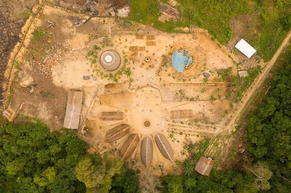 Egy fenntartható kameruni falu, mely az “égből” takarítja be a vizet