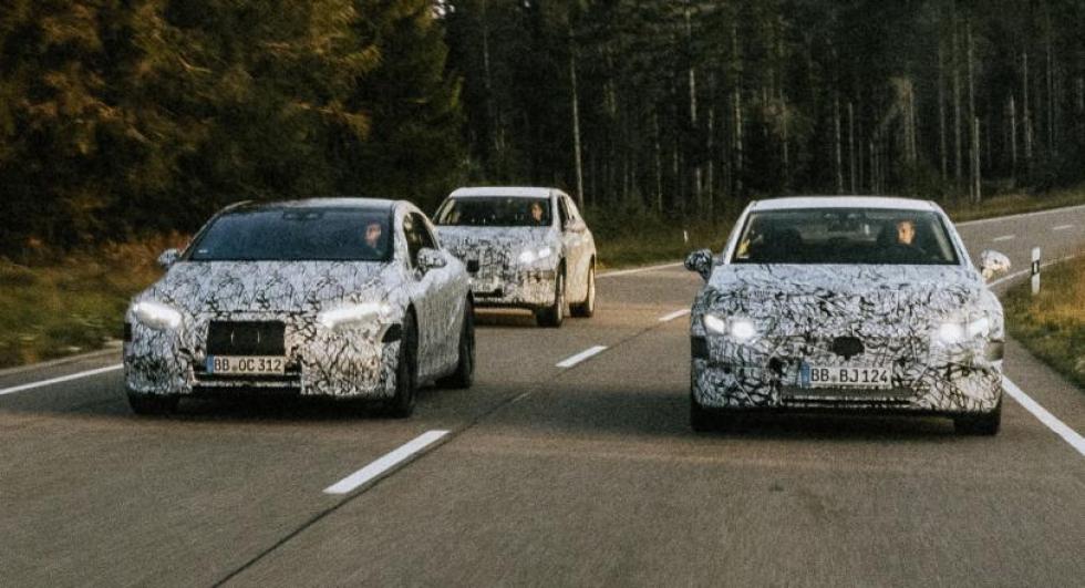 A Mercedes-Benz új elektromos autója több mint 1200 kilométert tesz meg egyetlen töltéssel- VIDEÓ