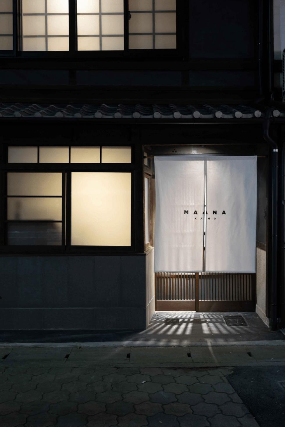 Több száz éves japán lakásból lett minimalista vendégház