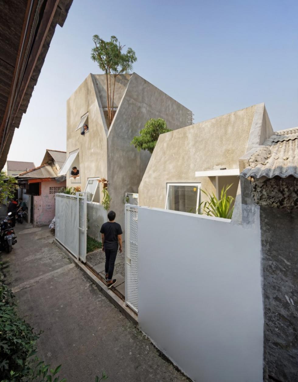 Ikerház helyett “testvérház” megközelítést alkalmazott az indonéz építészeti cég