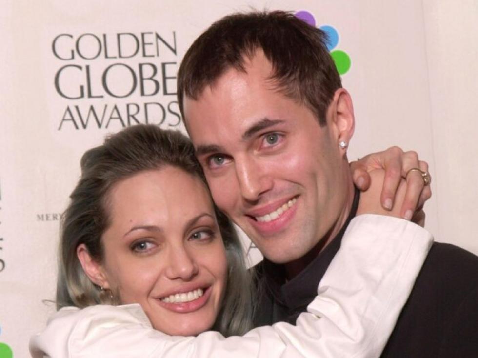 Gyanús találgatásokhoz vezetett Angelina Jolie és a bátyja szoros kapcsolata
