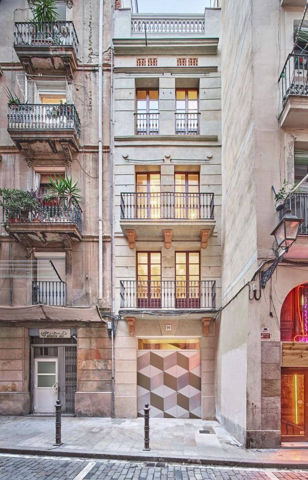 8 évig dolgoztak a Barcelonai bérház felújításán – az eredmény drámai