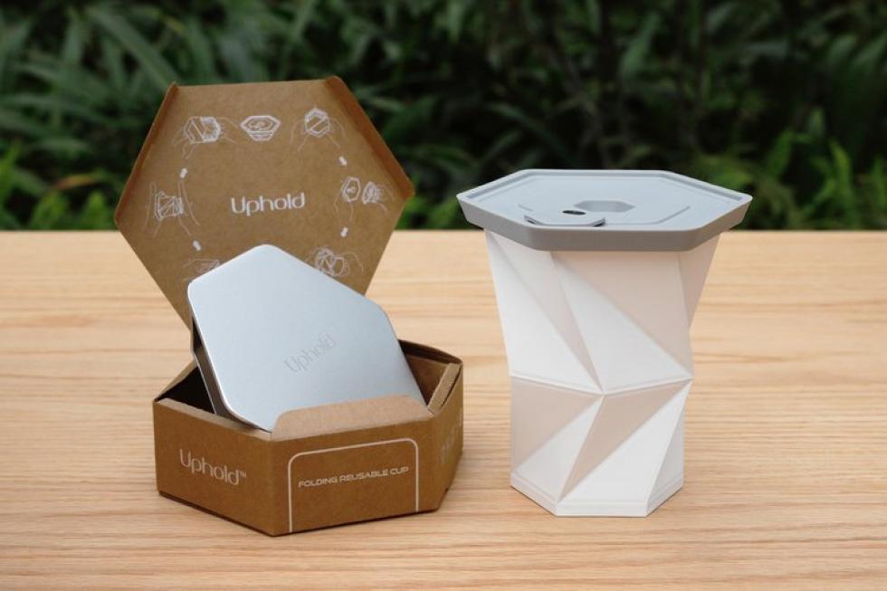 Az újrafelhasználható ‘Uphold Cup’ laposra összehajtható, mint az origami – VIDEÓ