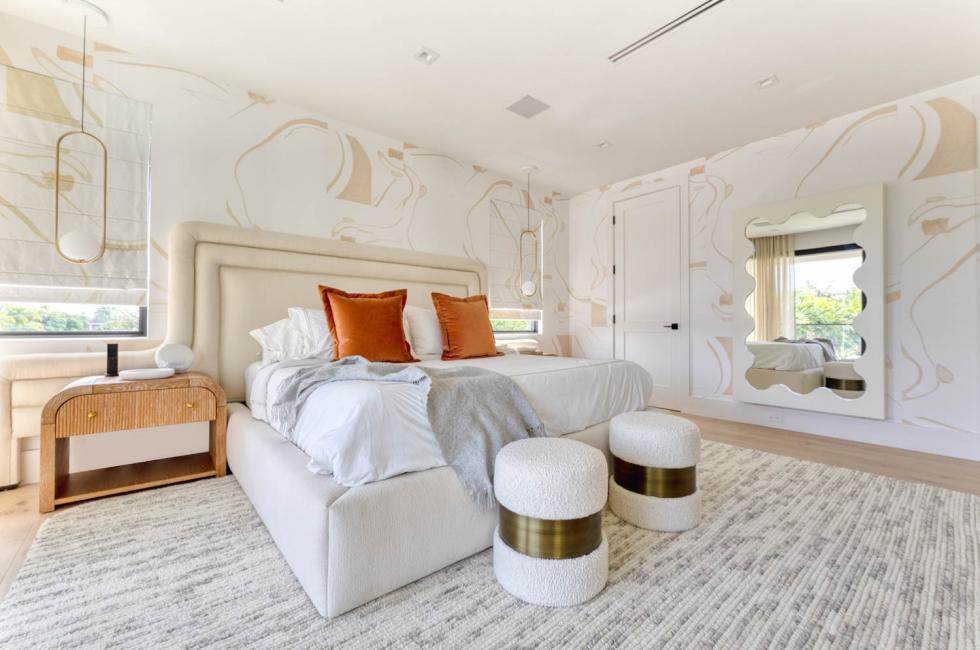 Belsőépítészeti inspiráció: egy 5* hotelszoba ihlette az influencer Miami luxus otthonát
