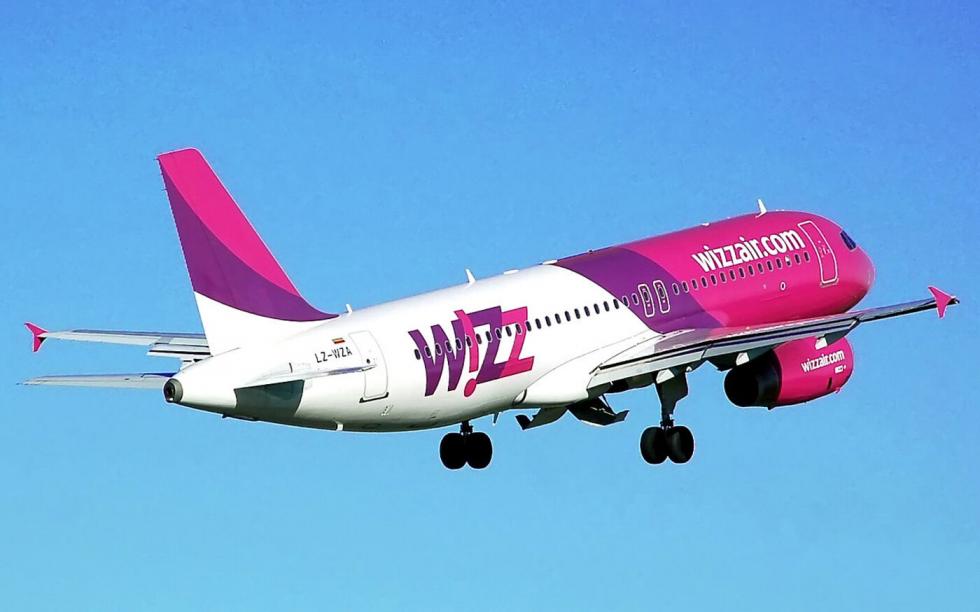WizzAir-káosz Dubajban – több mint kétszáz utas rekedt a reptéren, ellátás és tájékoztatás nélkül