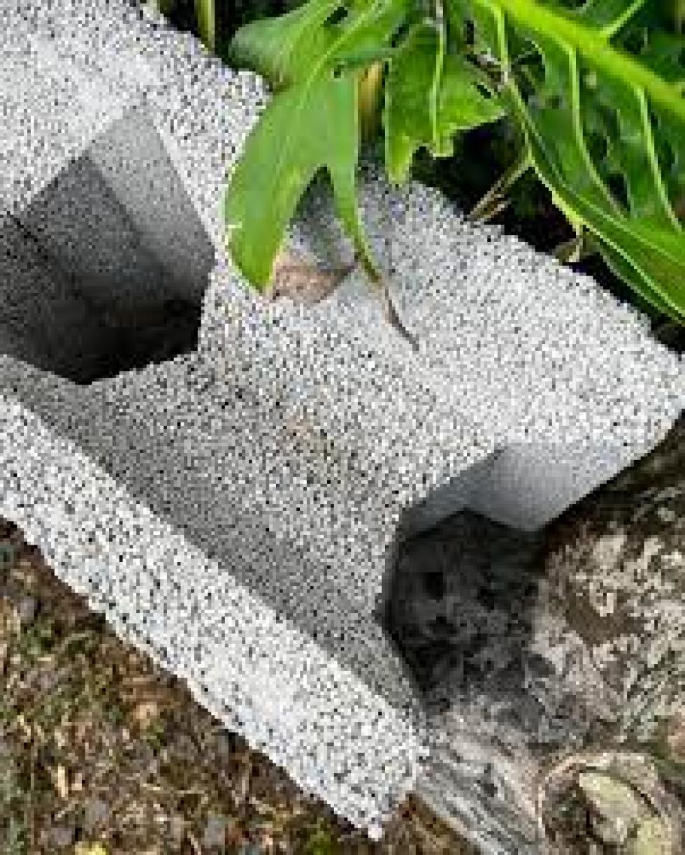 Szörfdeszkák hulladékából tégla? Igen!