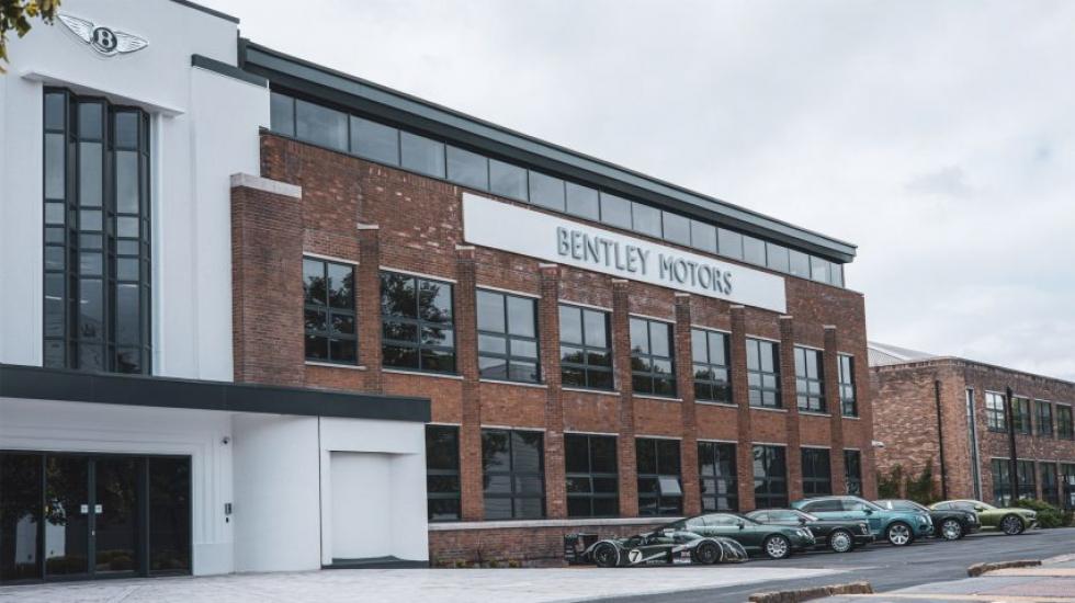 Art deco múltból jövőbemutató design: a Bentley új tervezőstúdiója