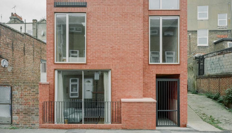 Egy volt londoni parkoló helyén épül a modern Lode családi ház