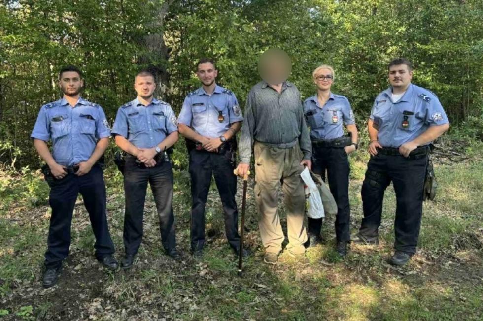 Példás erdei személykeresés