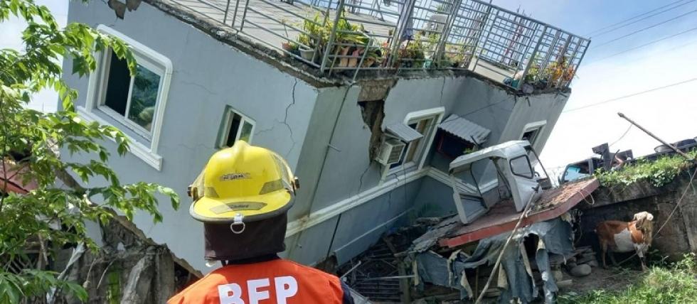 Földrengés volt halálos áldozatokkal a Fülöp-szigeteken