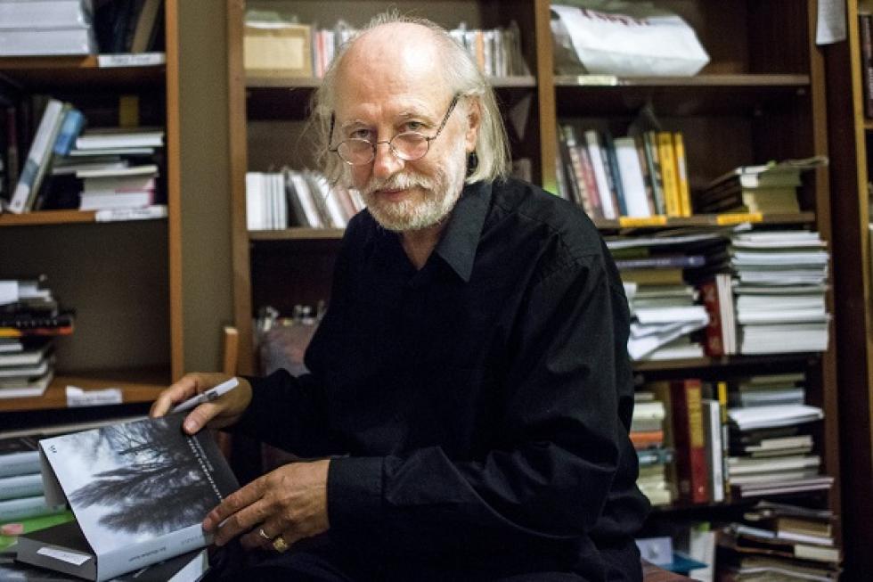 Krasznahorkai László kapja idén az irodalmi Nobel-díjat