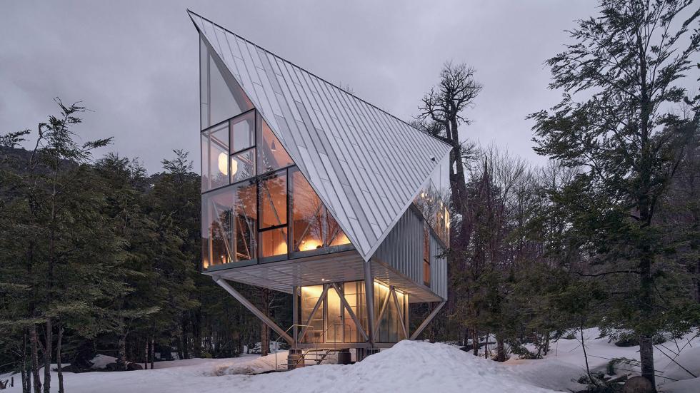 A ház, amely a természet fölé emelkedik a chilei Sierra Nevadában