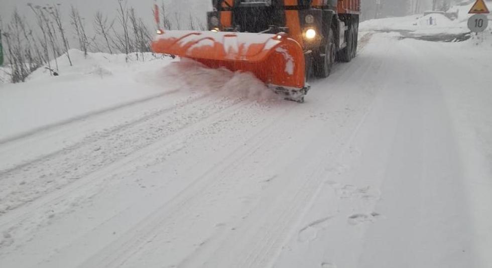 Meteorológia: az ország délkeleti kétharmadán éjfélig 5-15 centiméternyi hó hullhat