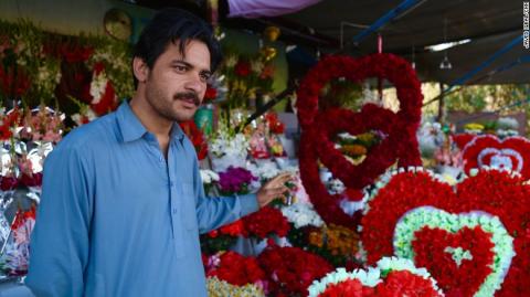 Pakisztánban betiltották a Valentin-nap ünneplését az iszlám miatt