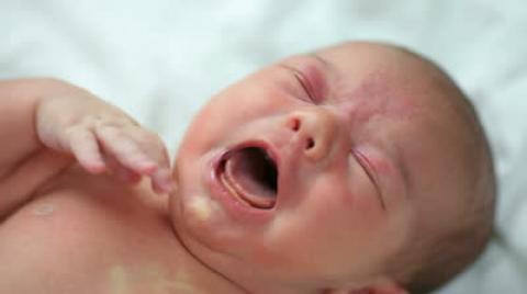 160 ezret követelt a kismamától az orvos a szülés levezetéséért