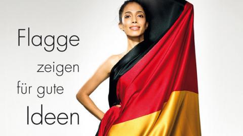 Afgán menekült modell lány lett Németország új arca