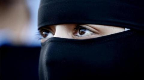 Nikábos nővel akarják közelebb hozni a norvégokat a muszlimokhoz