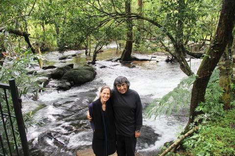 26 éve ülteti vissza az erdő fáit egy kitartó indiai pár – videó