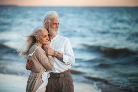 Igazi harmónia és szenvedély árad egy idős párról készült fotókból