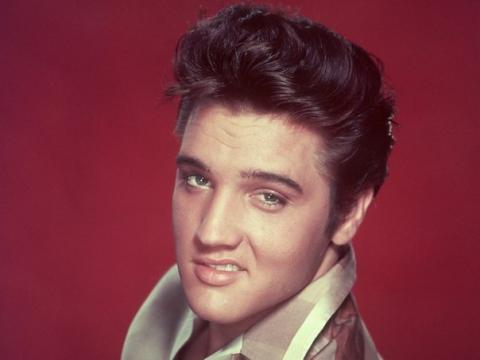 A 40 éve elhunyt Elvis Presleyre emlékeznek Budapesten