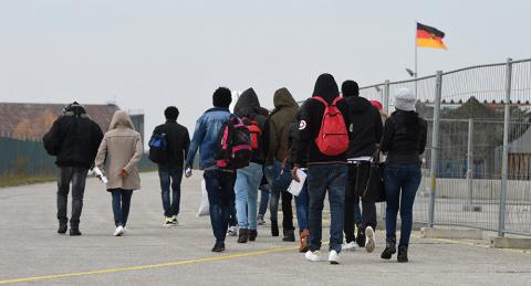 Sok munkahely ellenére a migránsok zöme segélyen él Németországban