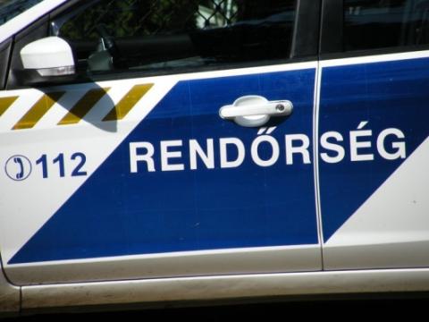 Ágy alá bújt a tetten ért betörő