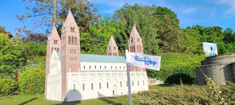Újabb elemekkel bővült a Tour de Hongrie-ra is készülő Mini Magyarország Makettpark
