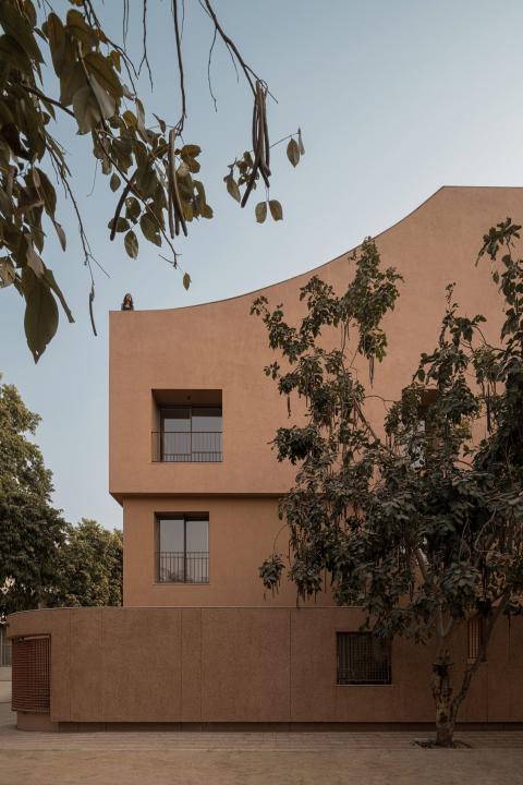 Az együttélésre épült a Studio Saransh és az Iksoi Studio többgenerációs otthona Ahmedabadban