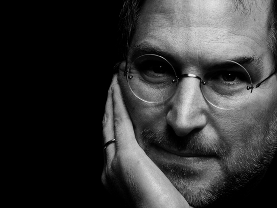 Meghalt Steve Jobs  