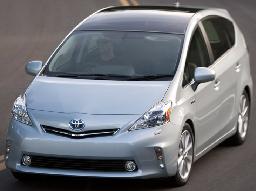 Jön a Toyota hidrogénhajtású „népautója”  