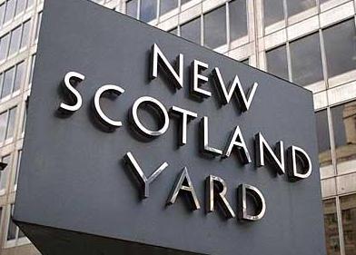 Kilenc embert vettek őrizetbe Londonban terrorszervezetbeli tagság miatt