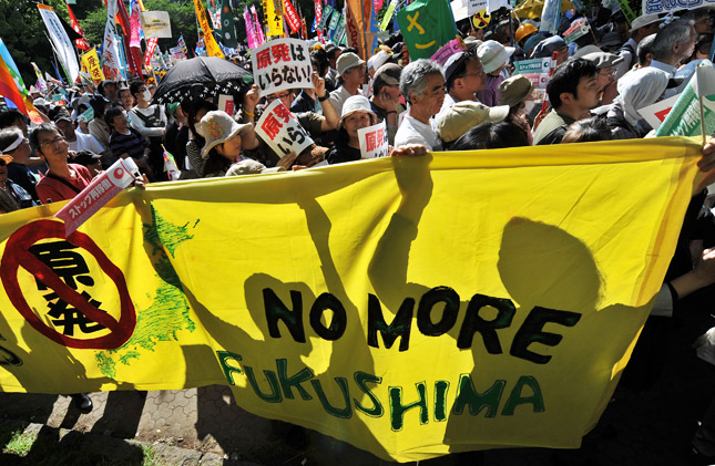 Atomenergia ellen tüntetnek Tokióban