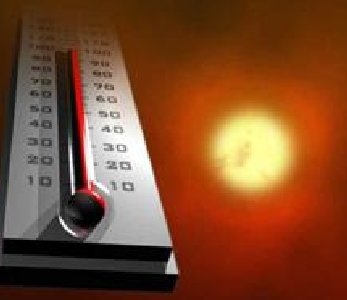 Hőség - Felfüggesztik a hétvégi kamionstopot