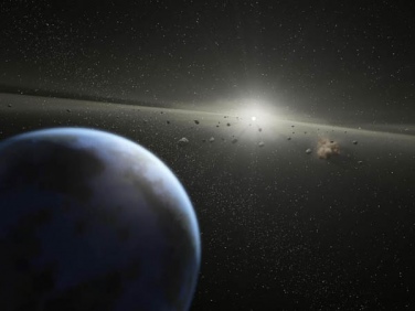 Péntek hajnalban aszteroida halad el a Föld mellett
