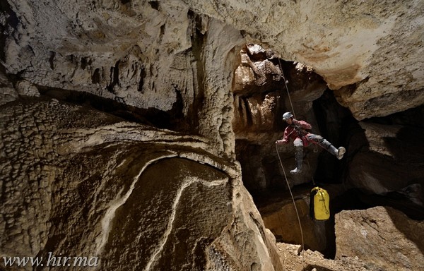 Barlangot találtak csatornázási munkálatok közben Budapesten