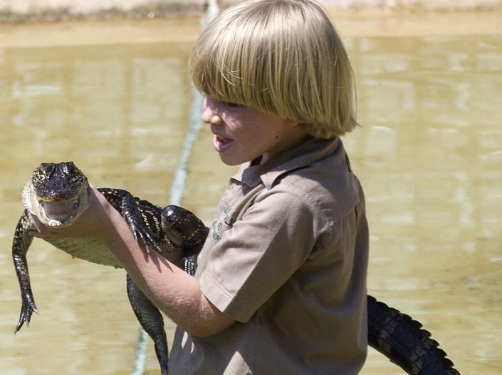 Steve Irwin fia is imádja a hüllőket!