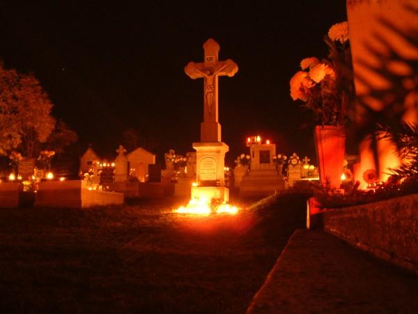 Halottak napja forgalomkorlátozások a temetőkben