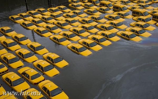 50 halálos áldozata van már a Sandy hurrikánnak Amerikában (képek)