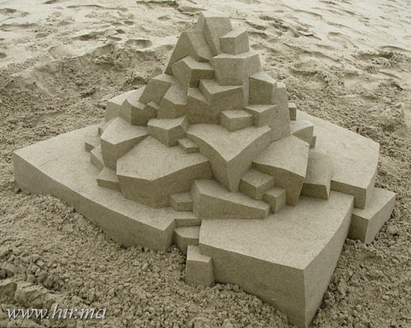 Lenyűgöző geometriai homokvárak
