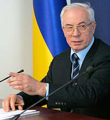 Az ukrán elnök ismét Azarovot jelölte miniszterelnöknek 