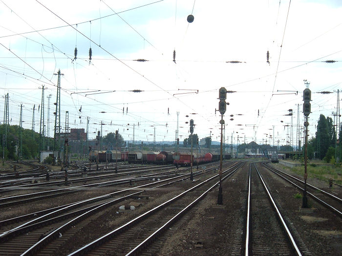 Késnek a vonatok a Budapest-Pusztaszabolcs vasútvonalon