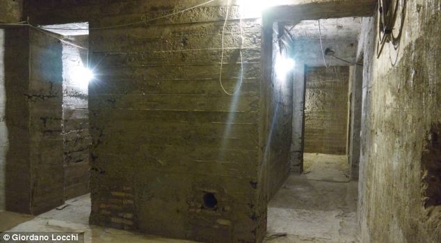 Mussolini utolsó, titkos bunkerében