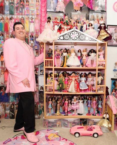 Barbie Man' Stanley Colorite Owns 3,000 Barbie & Ken Dolls (PICTURES)