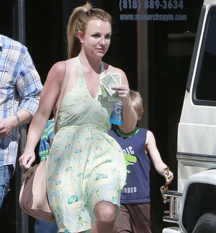 Britney Spears tornaórára vitte a fiait