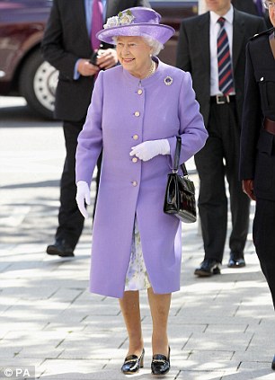II. Erzsébet királynő a melegek jogaiért harcol