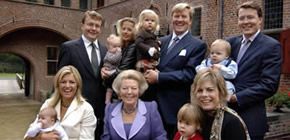 Sokan támadják a holland királyi családot