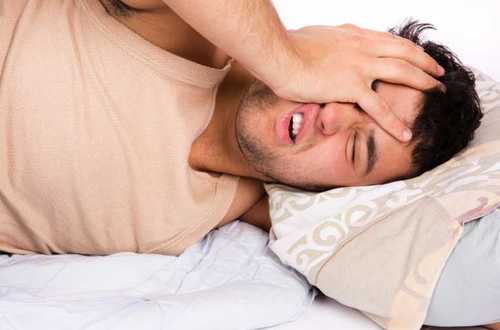 Minél kevesebbet alszunk, annál jobban hízunk?