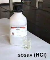 Egy budai orvos szeretője ágyékára öntötte a sósavat