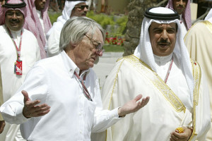 20120214-forma1-bernie-ecclestone-bahreini-nagydij4