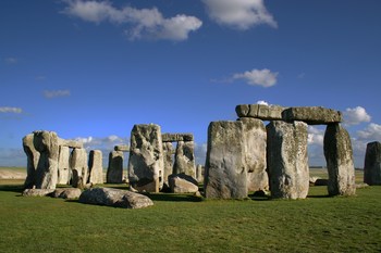 A Stonehenge gondnokot keres